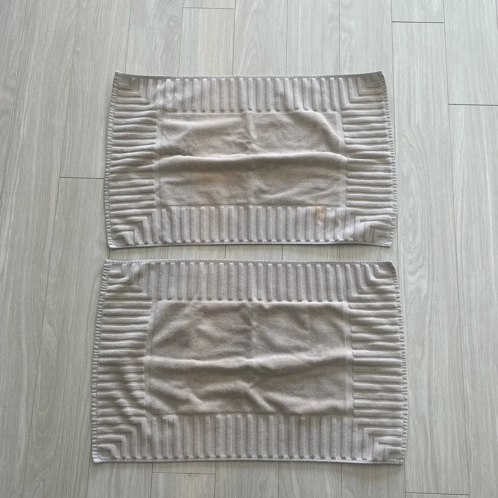 Turkish Cotton Bath Mat/Rug x2 from Nordstrom in Silver